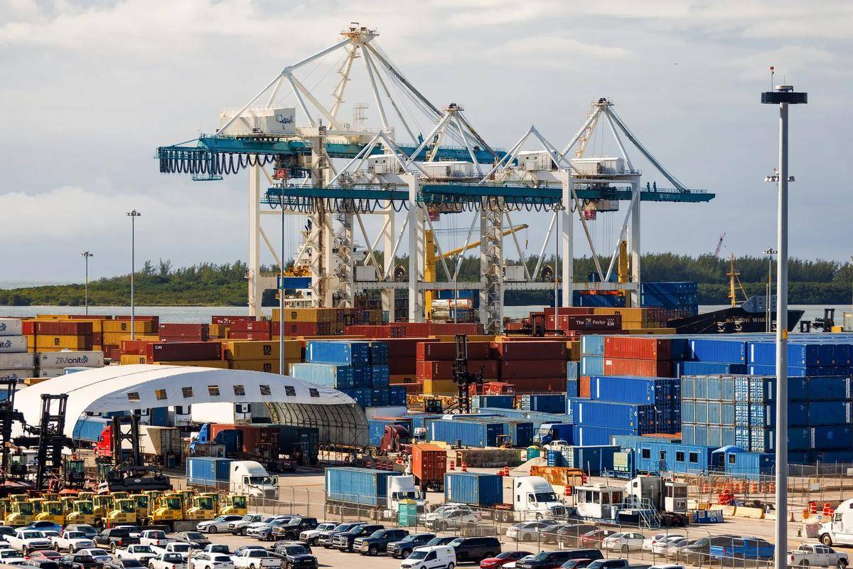 美财长威胁加码，对华征税500%！美国就差临门一脚，发现中国还把着一个命门