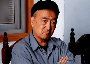 考古|曝78岁李保田近况!找人维修窗户喝10元桶装水,生活超朴素!