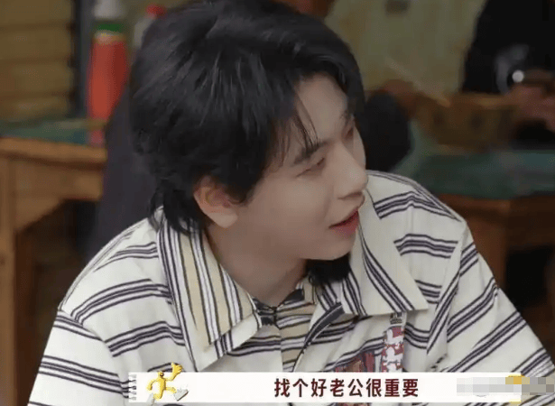 考古 | 唐嫣自曝与罗晋分居，两岁女儿全靠外公带！恩爱夫妻也有烦恼？